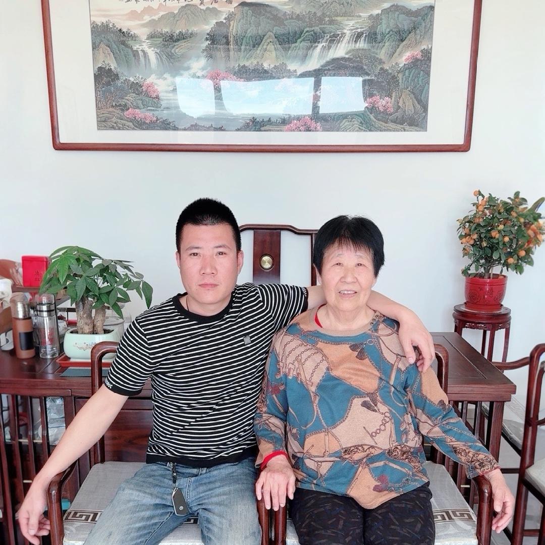 于小