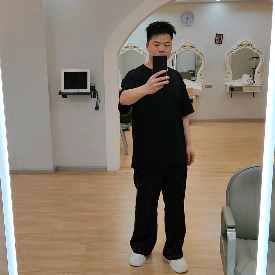 小范发型设计