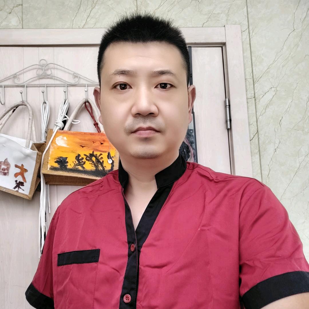 哬俊小小包子铺
