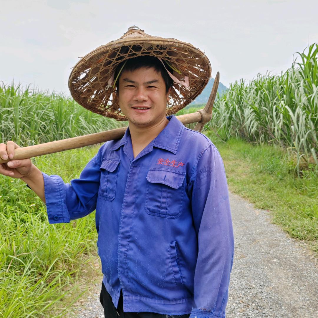 李有才，