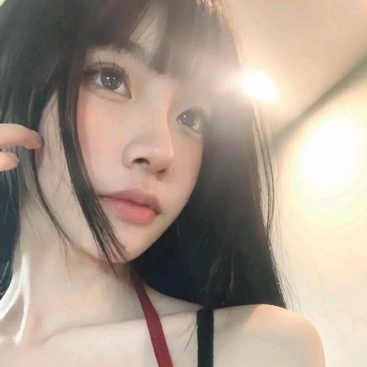三月