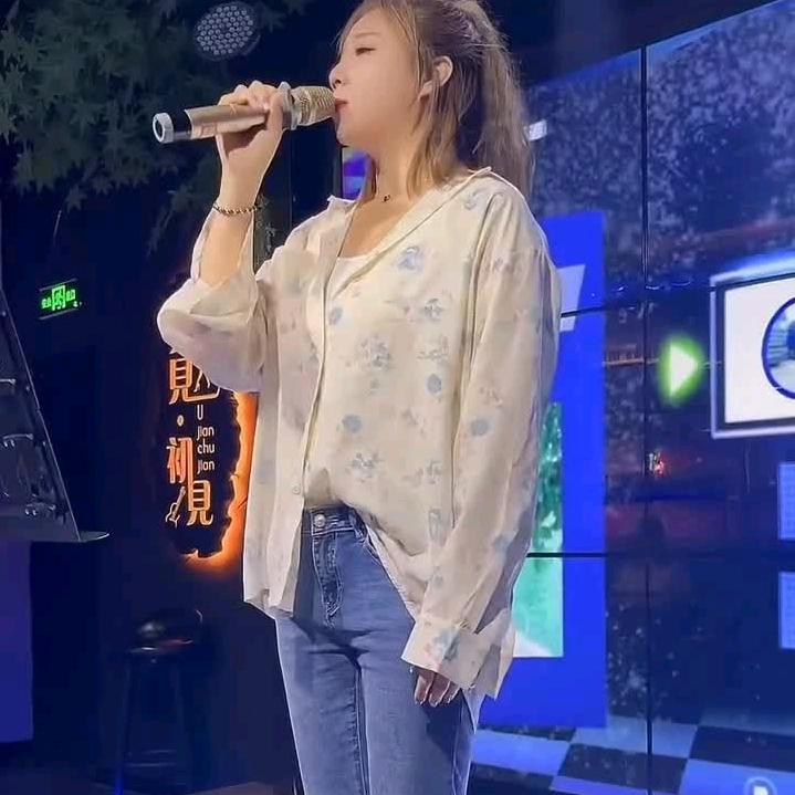 任他明月下西楼🥰