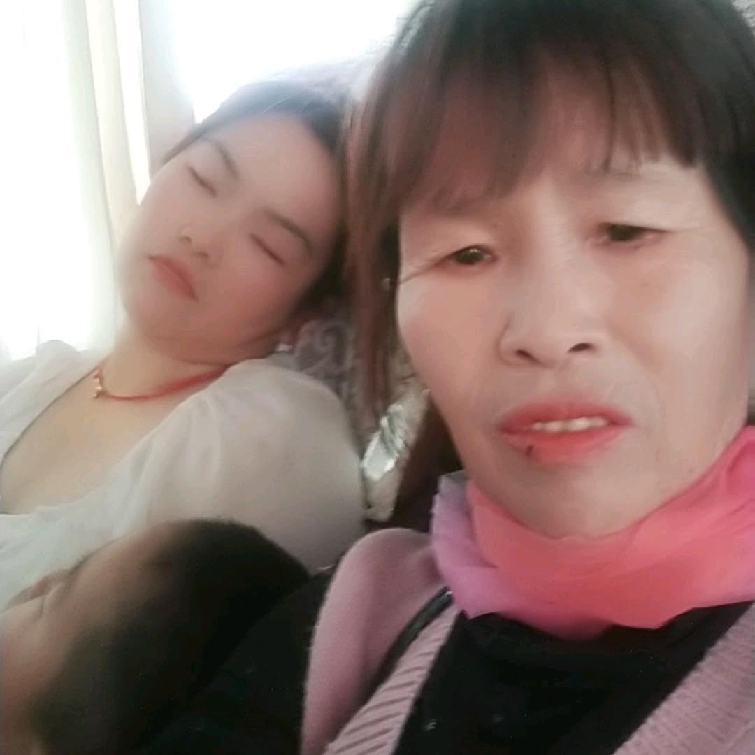 聊天主播洛大姐