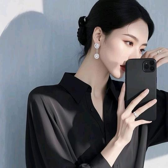 依之恋  服饰