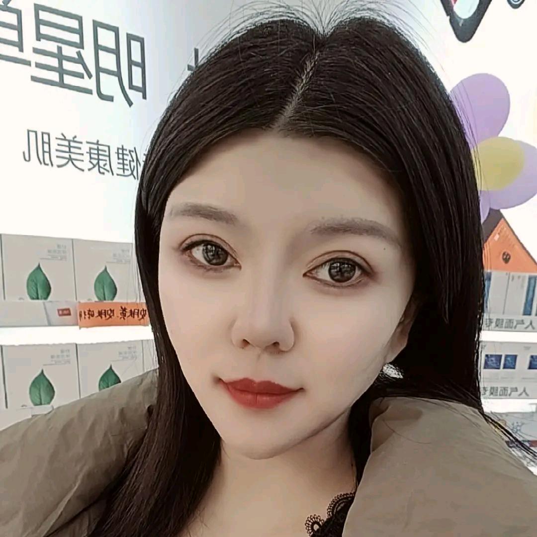 红梅名妆