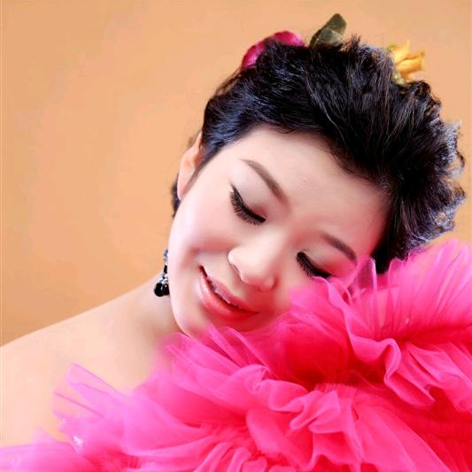 是朵儿吖
