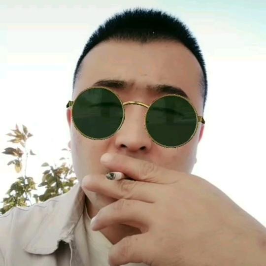 小人物。