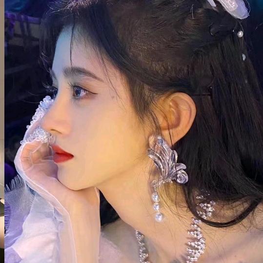 轻歌漫舞