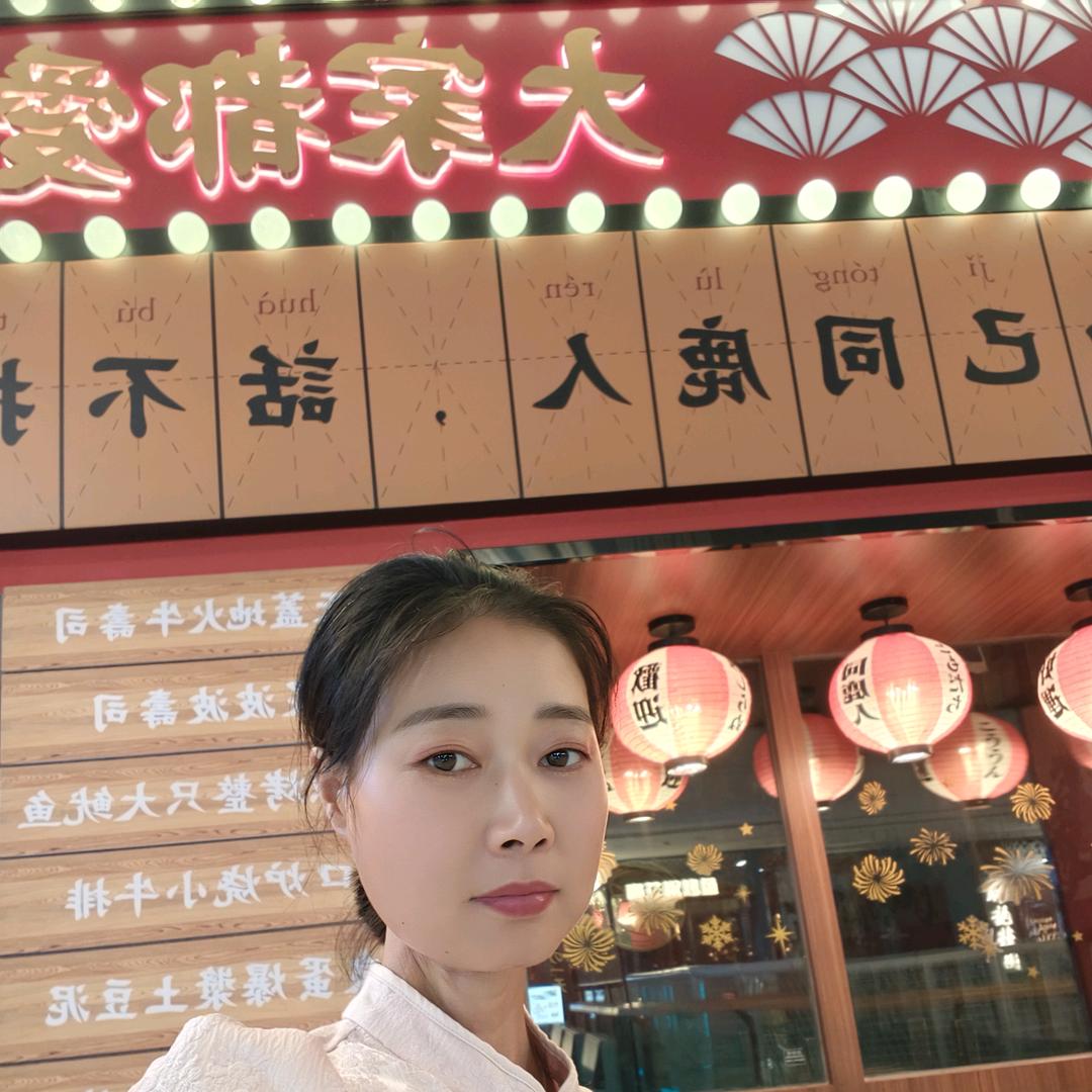 苗姐，水果批发零售