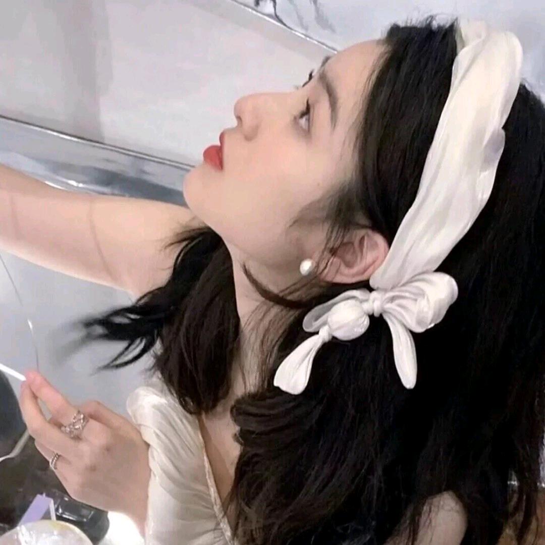 小十亿²¹¹