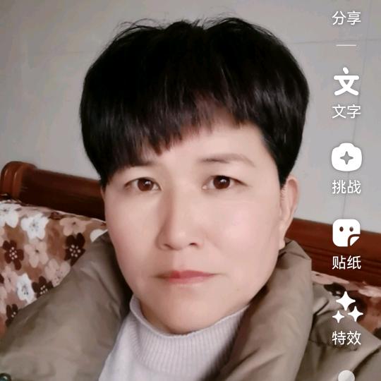 锦锦妈首播第一天