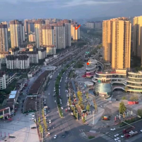 继红
