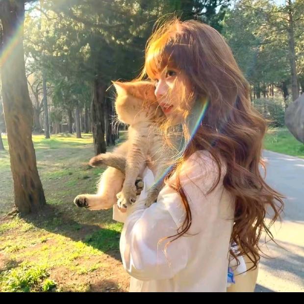 财神爷的独生女💫