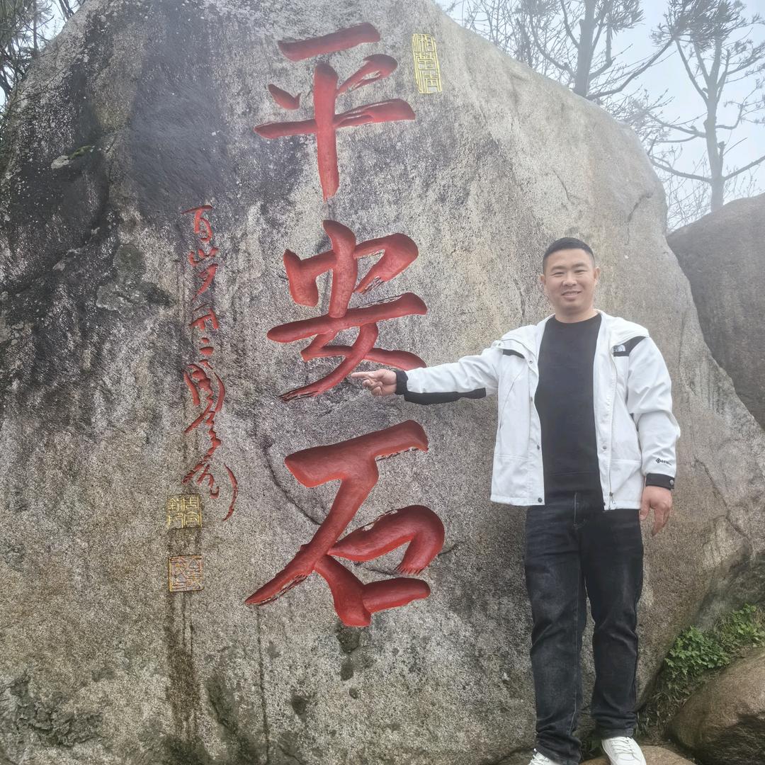 鸿泰机械（瓷砖深加工设备、岩板设备、）
