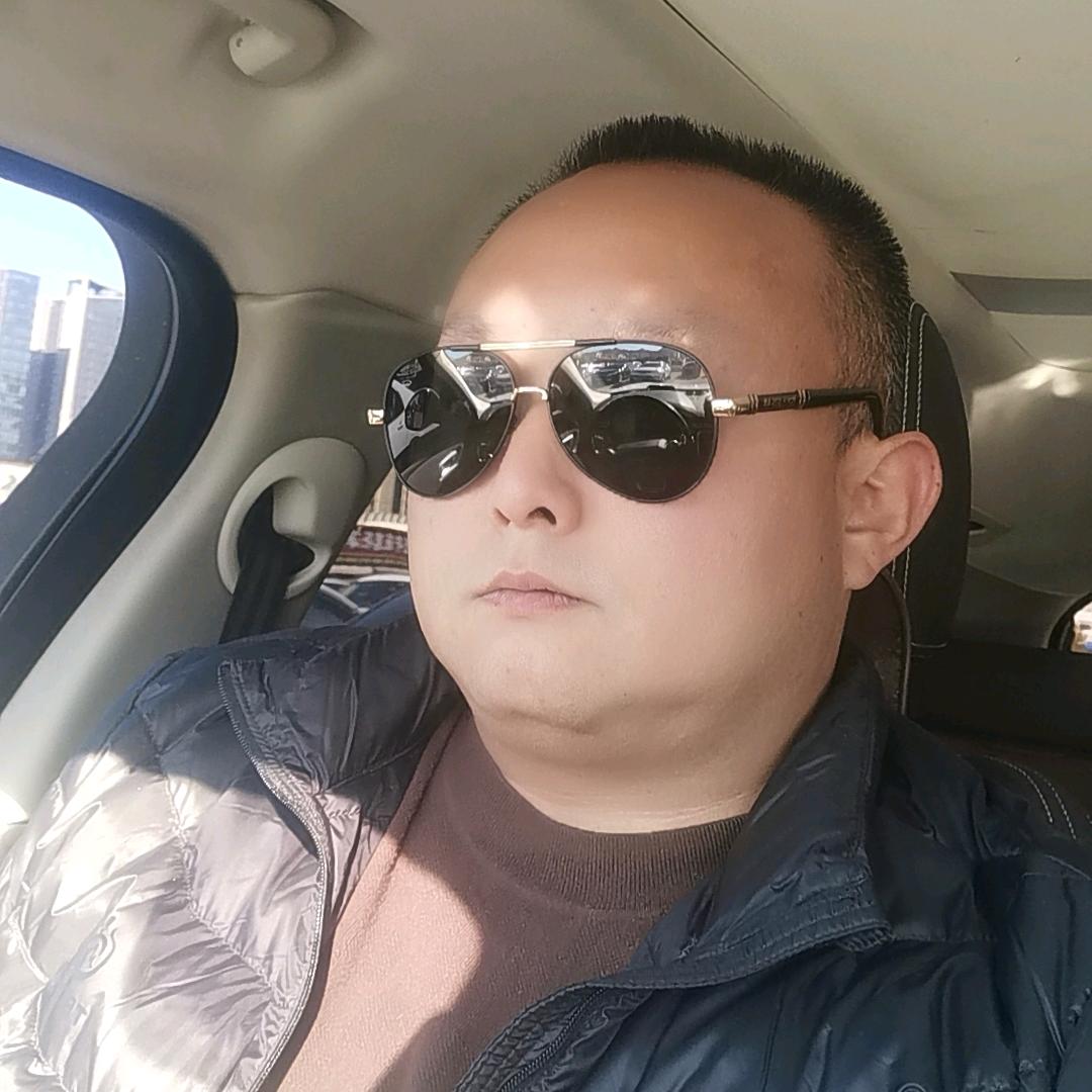 雷哥