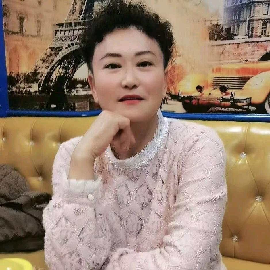 兰花花🌸