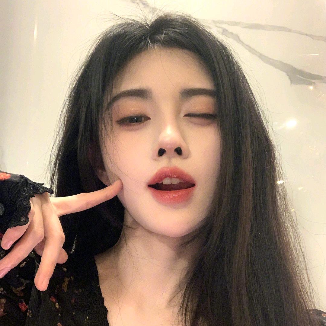 鞠婧祎·鞠文月