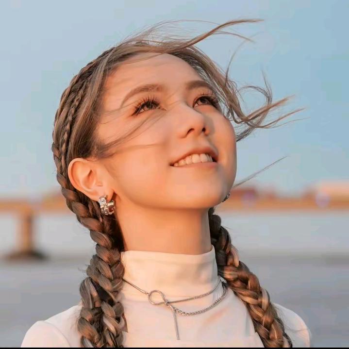 G.E.M.紫棋鄧