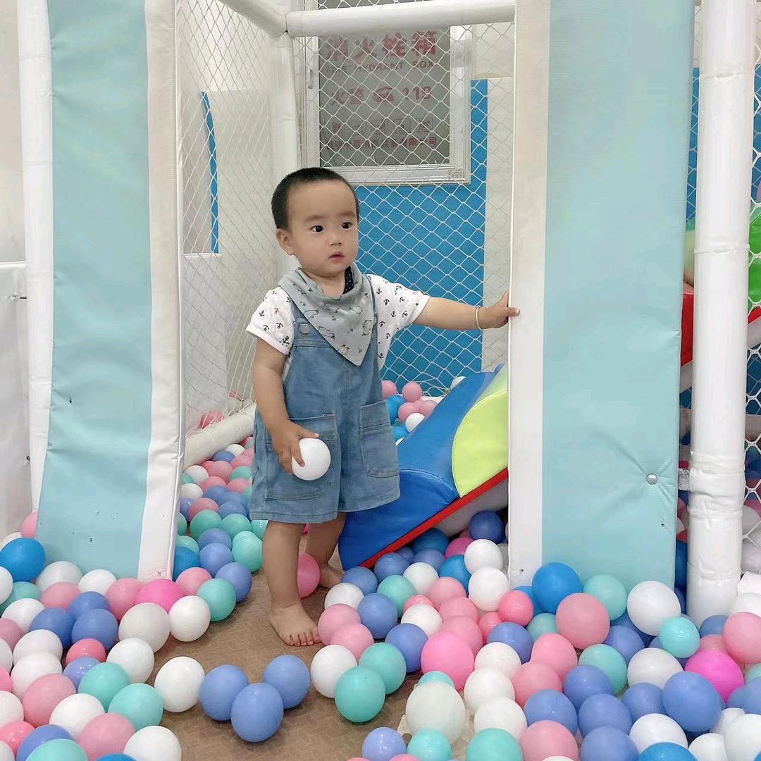 丶：