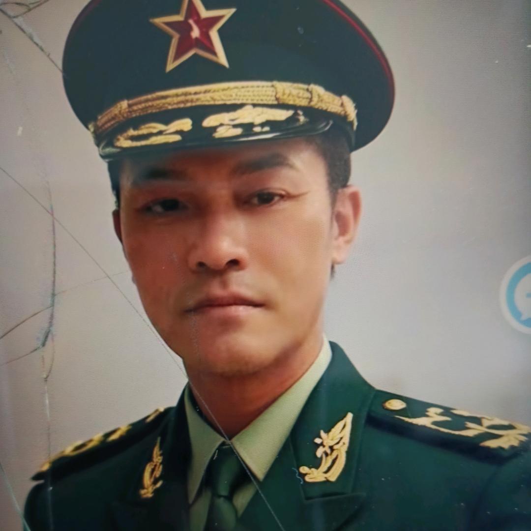 帅哥耗子杨专做彩钢。