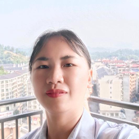 平囗卖家具的崔姐