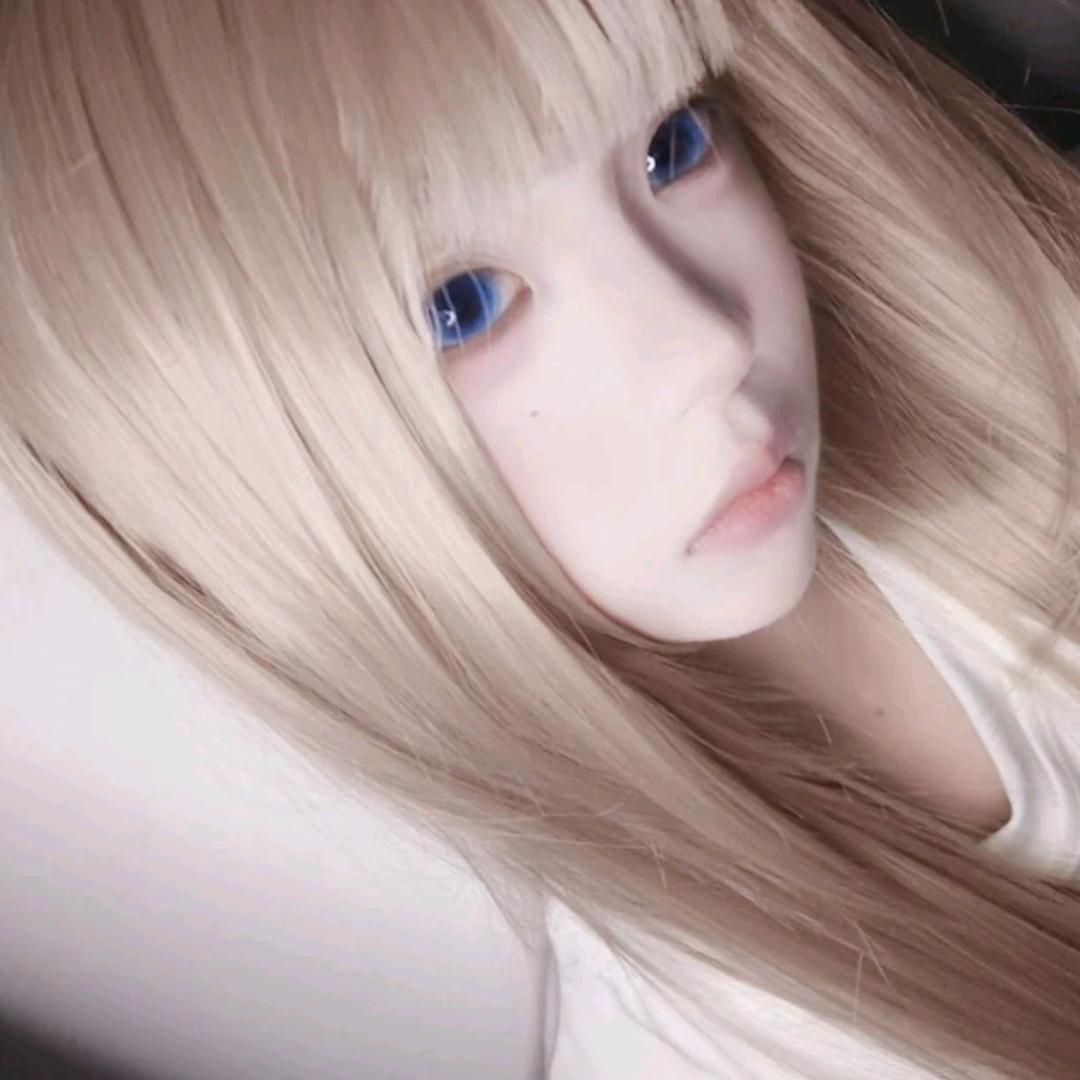 wink.