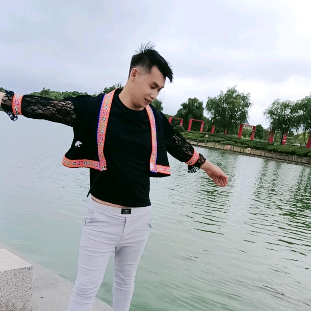 农村山卡卡的孩子