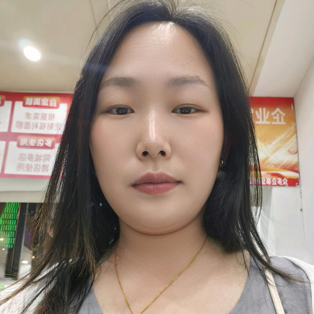 华