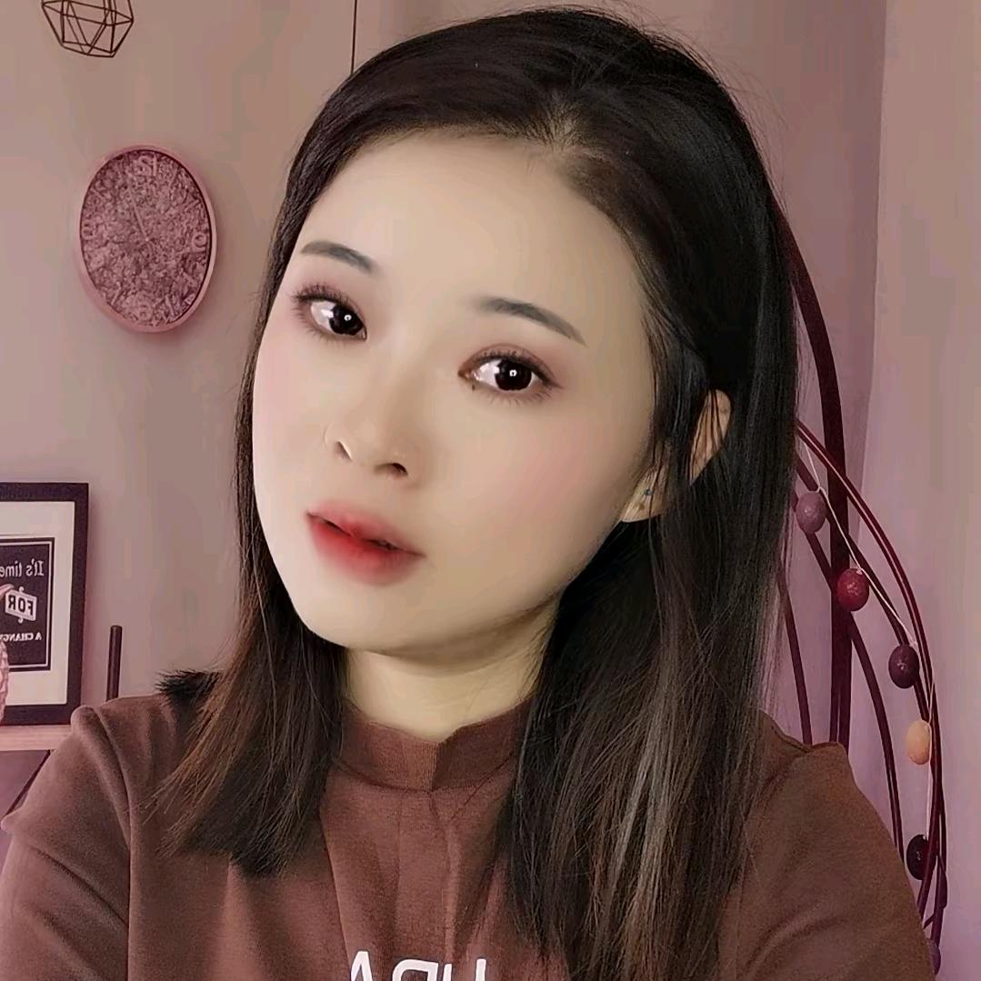 霞霞