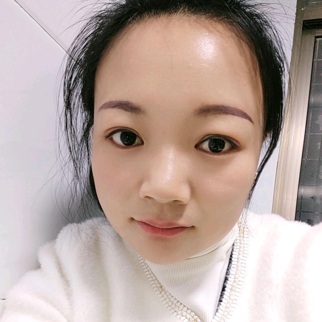 卖林内热水器  品格集成吊顶的小许