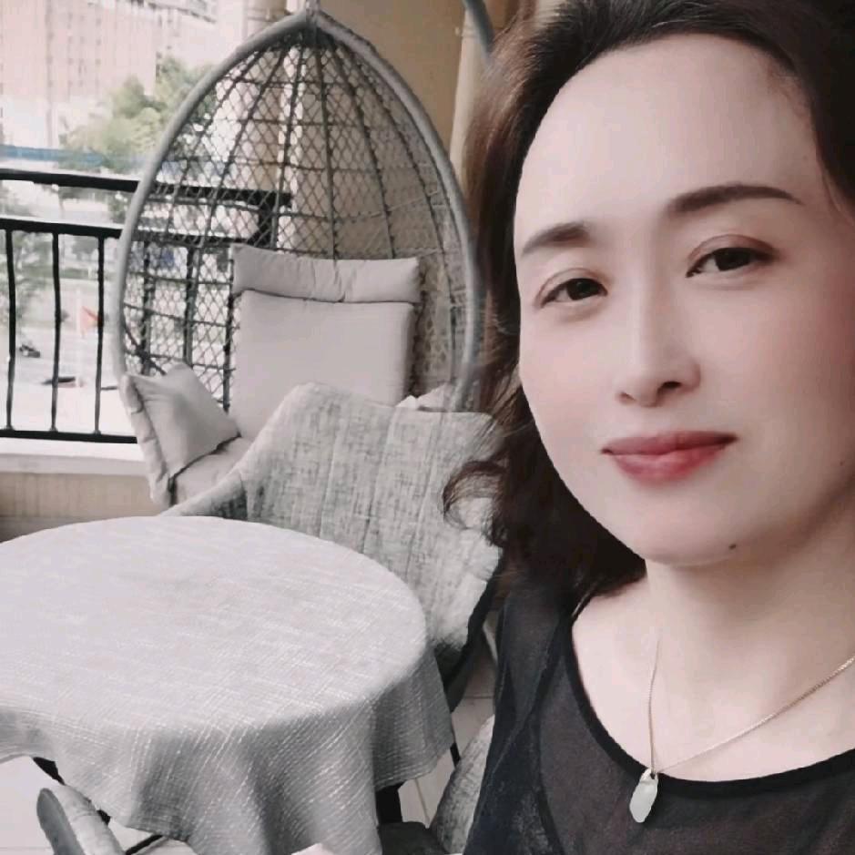 微笑的向日葵🌻