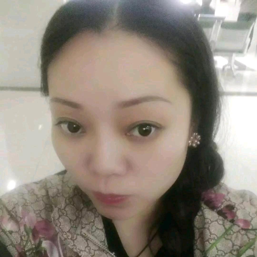 吃喝玩乐的米娅（时迹）
