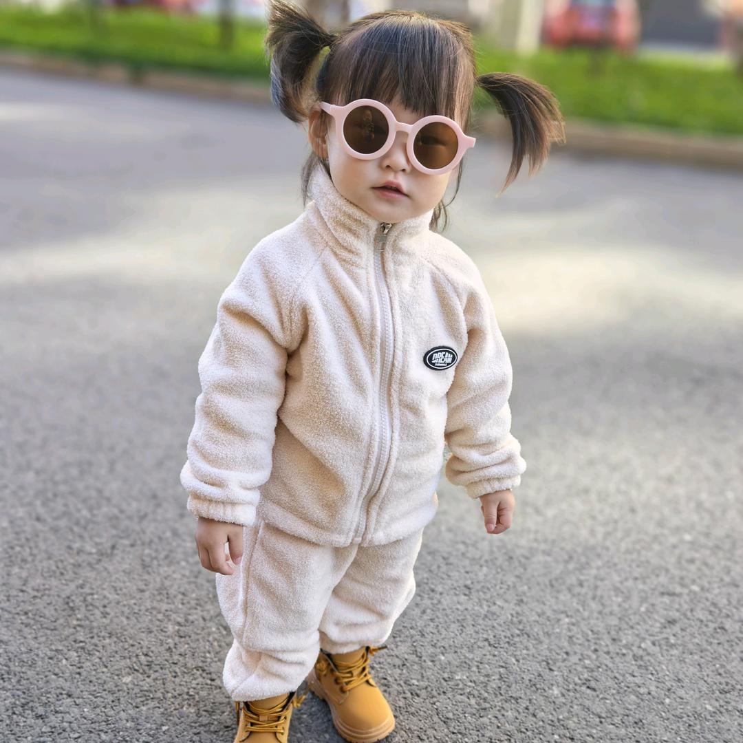 太阳当空赵朵朵🐰