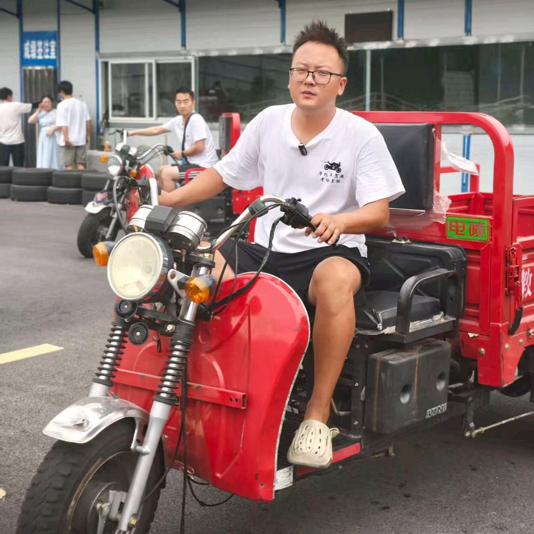 渝北摩托车考场（罗教练）