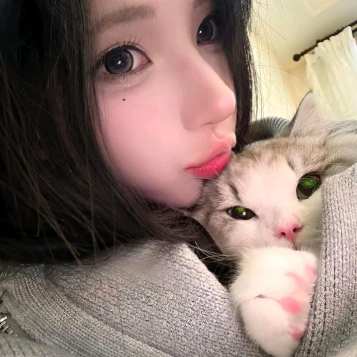 妍妍.