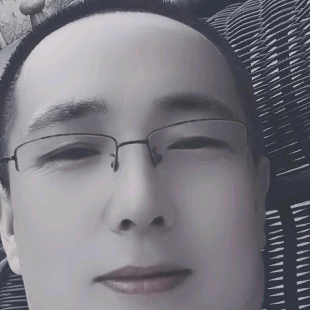 无聊的人生🐟🐟🌹🌹