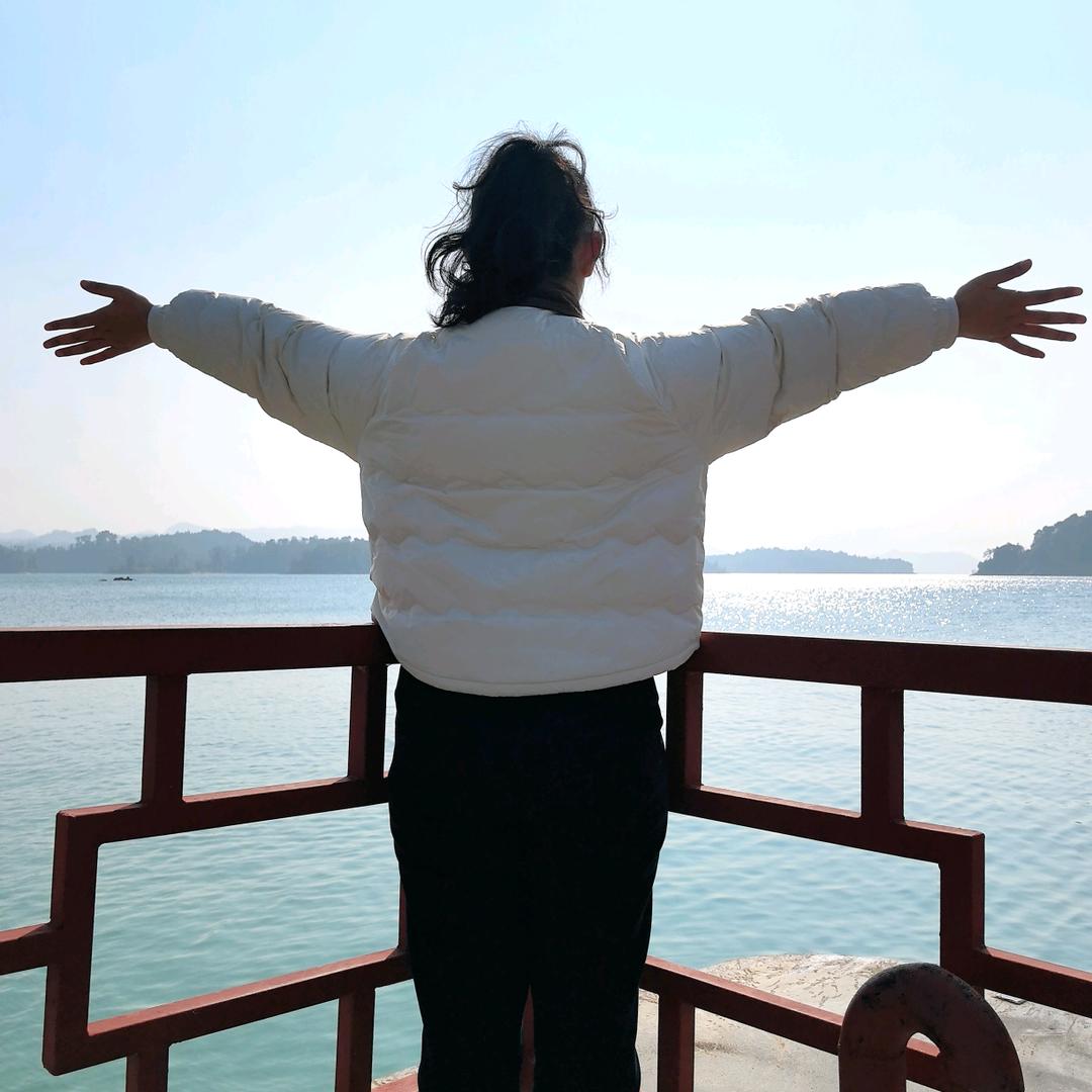 隔海相望～