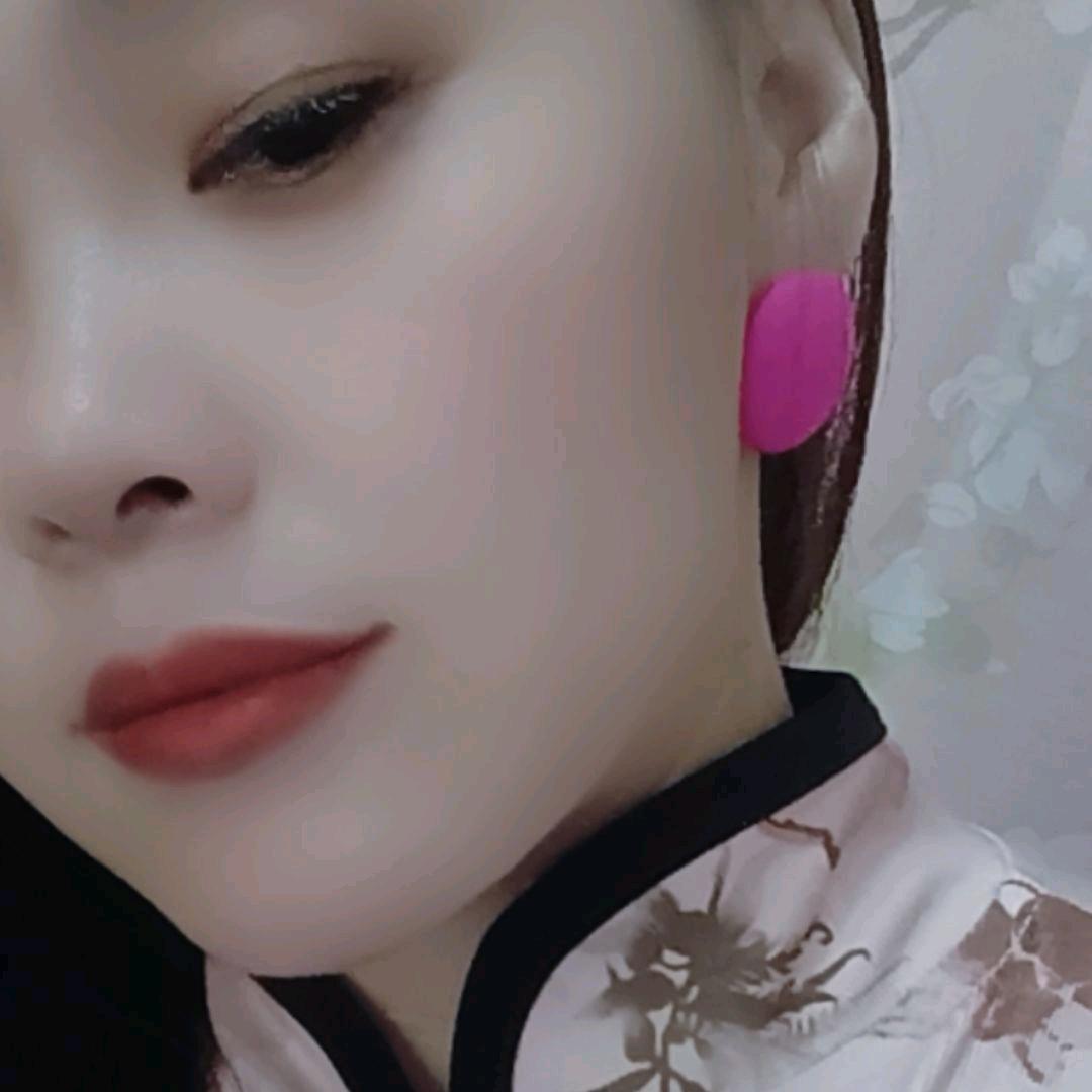 卖衣服的删删