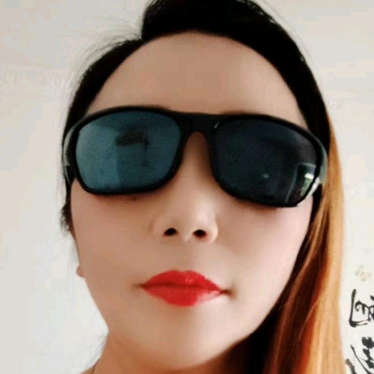 霸气女王。