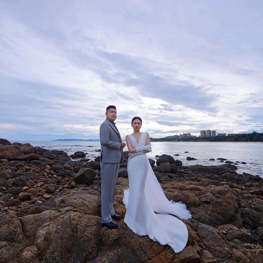 请叫我       时先生