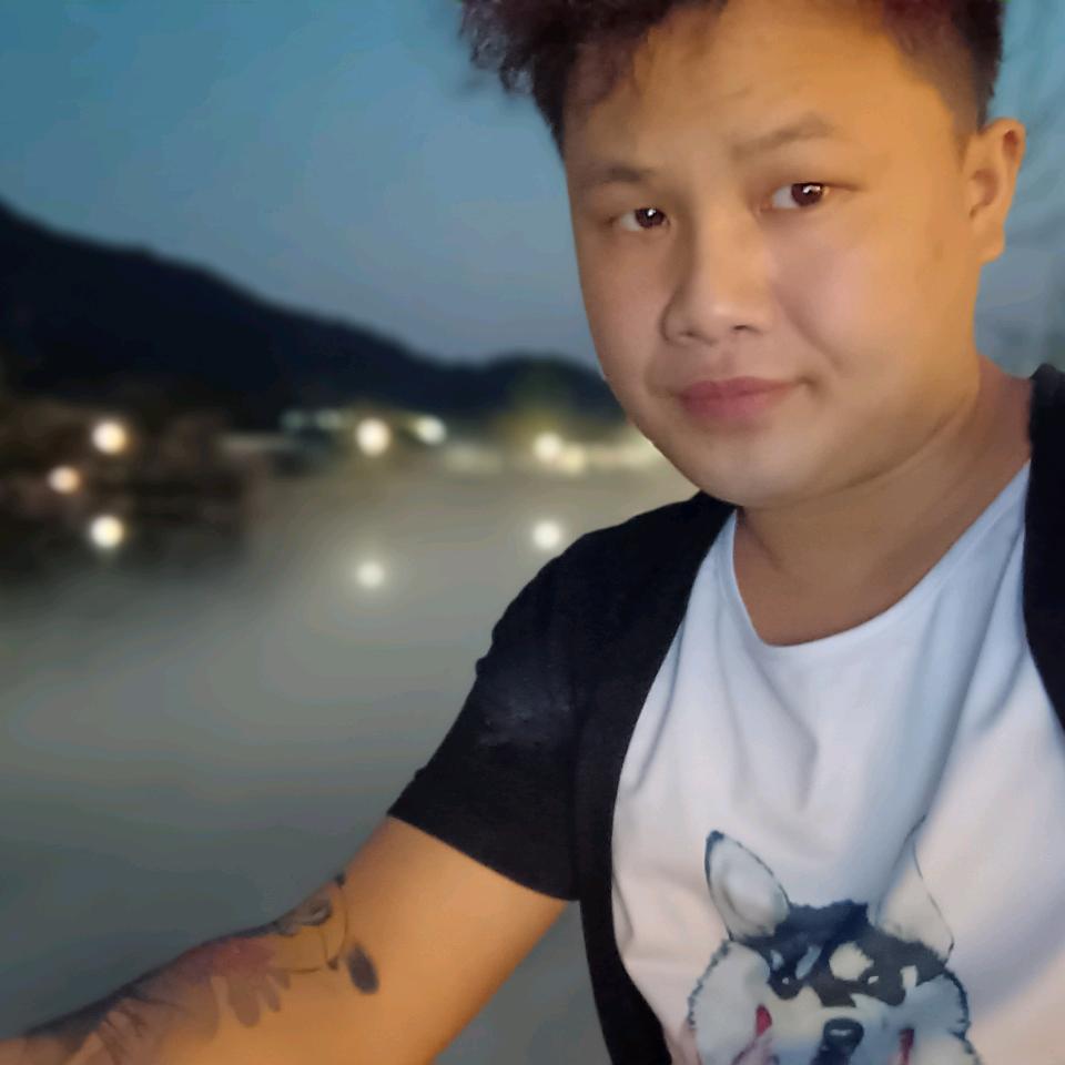 一只酸奶刘