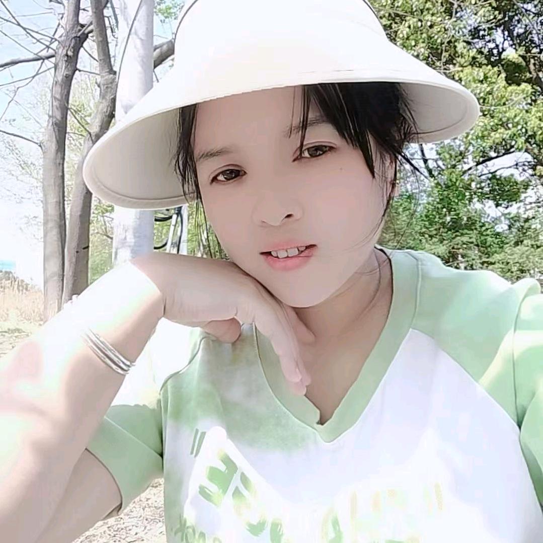 ღ᭄笑着~退场᭄💞
