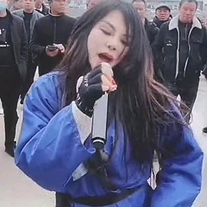 无名乞丐妹