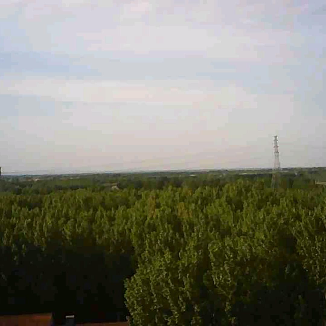 领个小妞去爬山