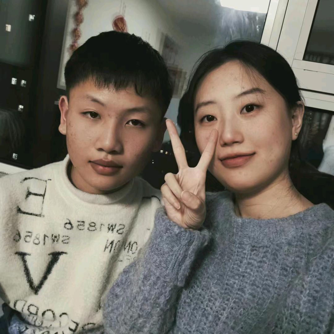 阳光老朱
