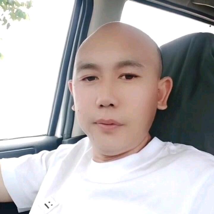 光头哥