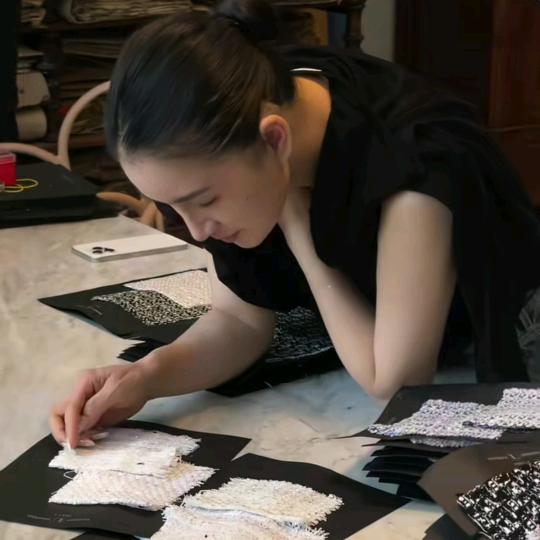 洛哥直播爆款返场