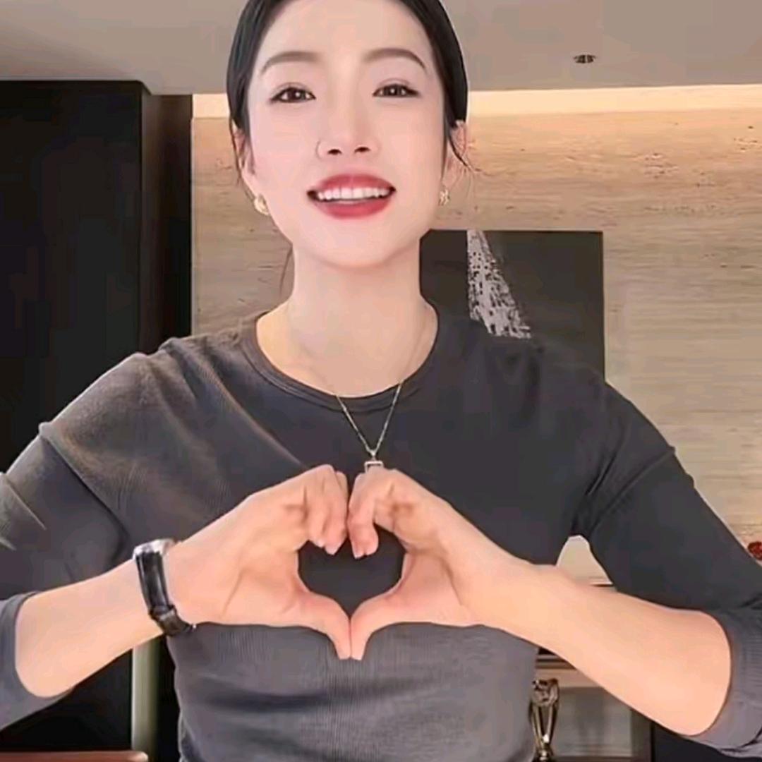 幸运燕儿（穿搭优选）