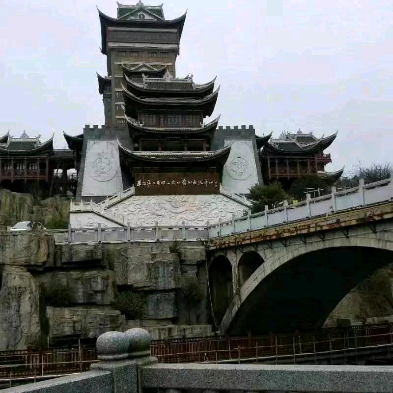 为了生活努力去奋斗