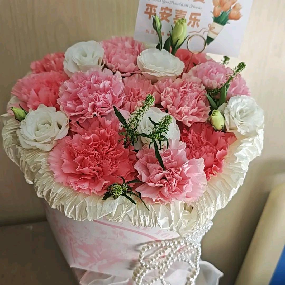 仰望心空中的悲伤